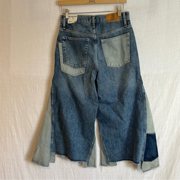 Free People Ripple Wide Leg Pieced Cropped Jean We The Free Distress Blue 27 NWT - Picture 7 of 9